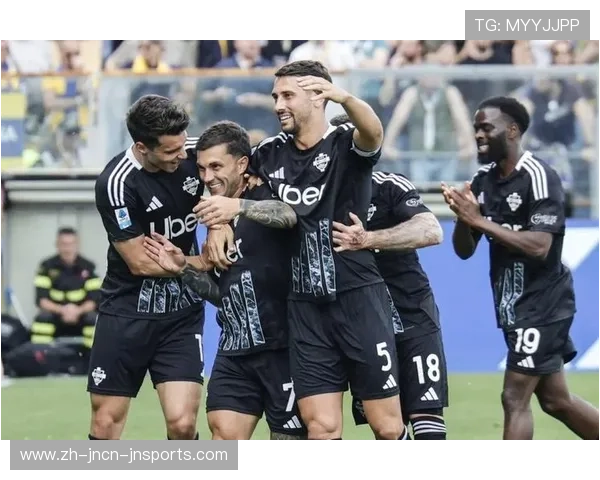 意甲球队官方合照妆容风格及摄影幕后